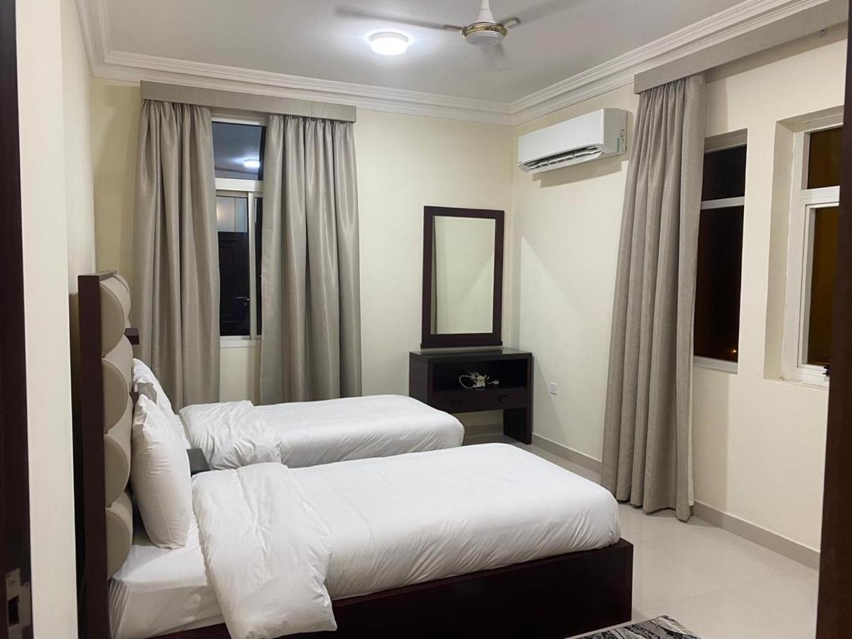 Red 10 - Razat Alard 2 Appartement Salalah Buitenkant foto